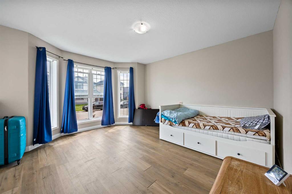 Picture for 78 Tarington Place NE