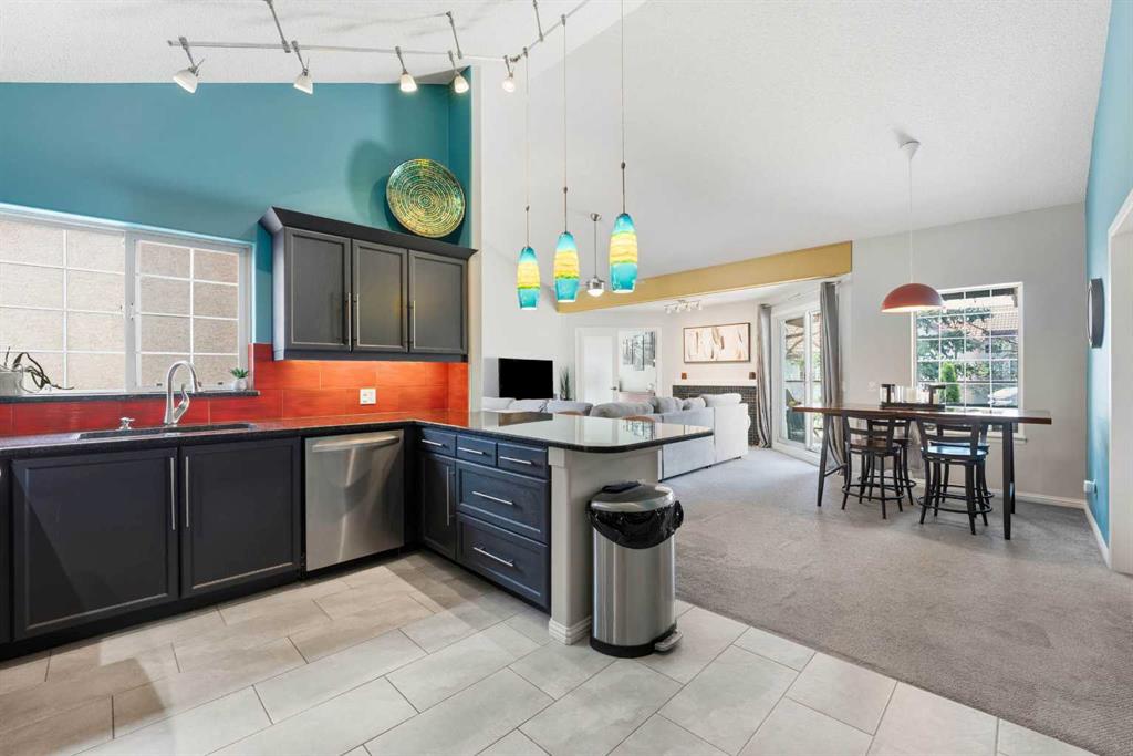 Picture for 807, 1997 Sirocco Drive SW