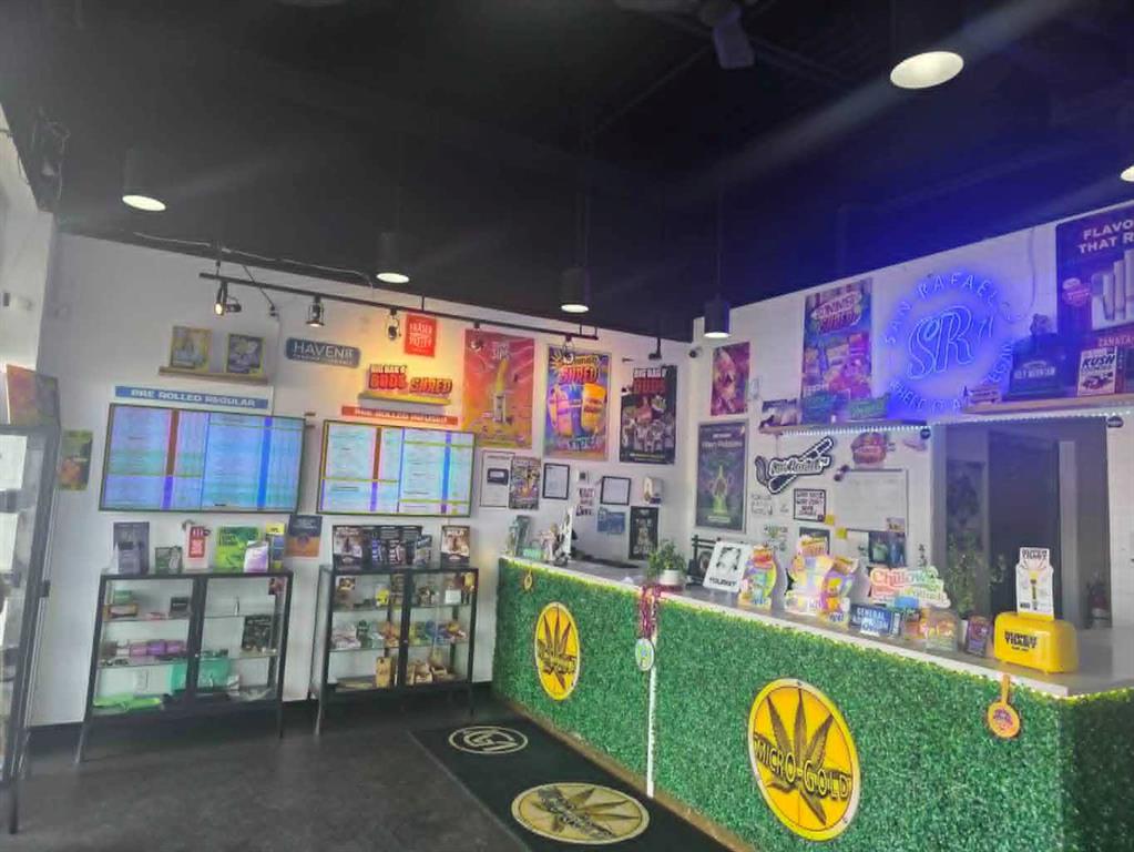 Picture for 4825 Macleod Trail S