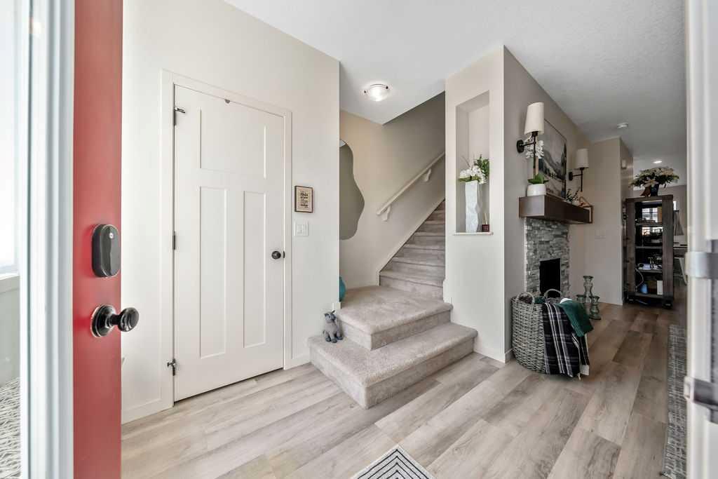 Picture for 114 Seton Grove SE