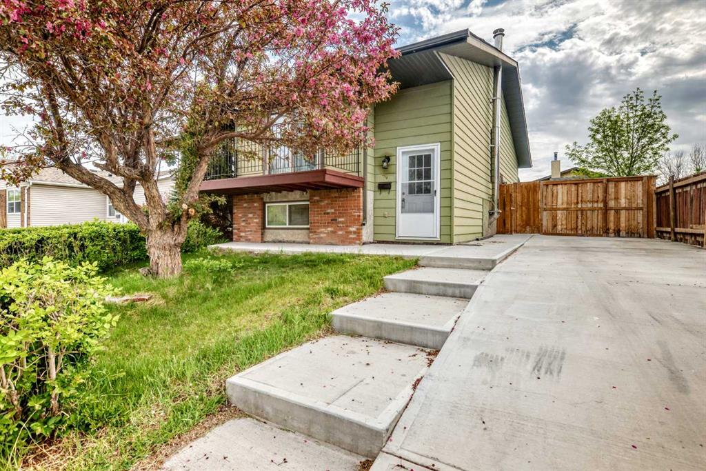 Picture for 4218 38 Street NE