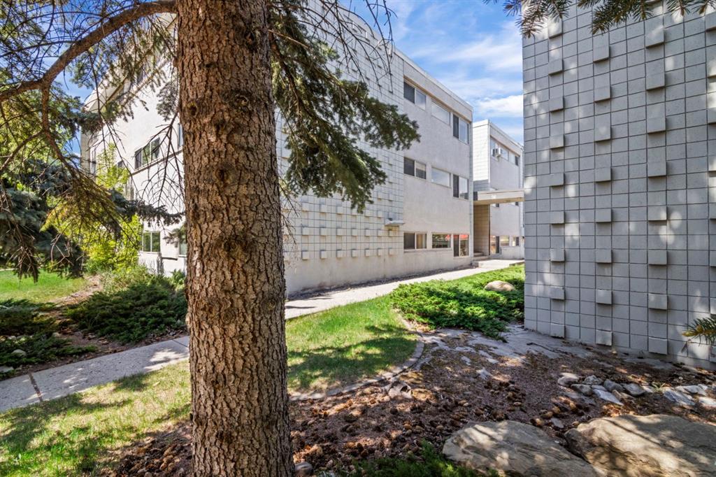 Picture for 126, 56 Hamlet Road SW