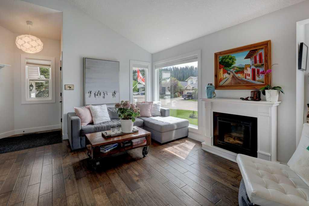 Picture for 201 Riverview Green 