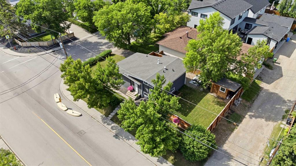 Picture for 2516 63 Avenue SW
