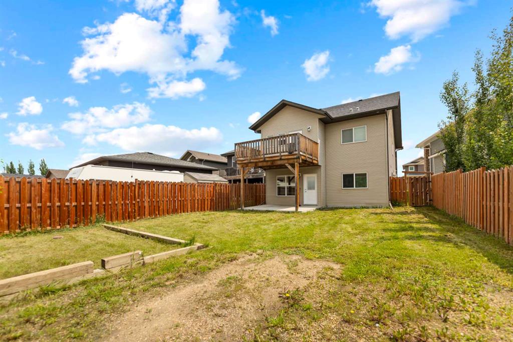 Picture for 46 Village Crescent 