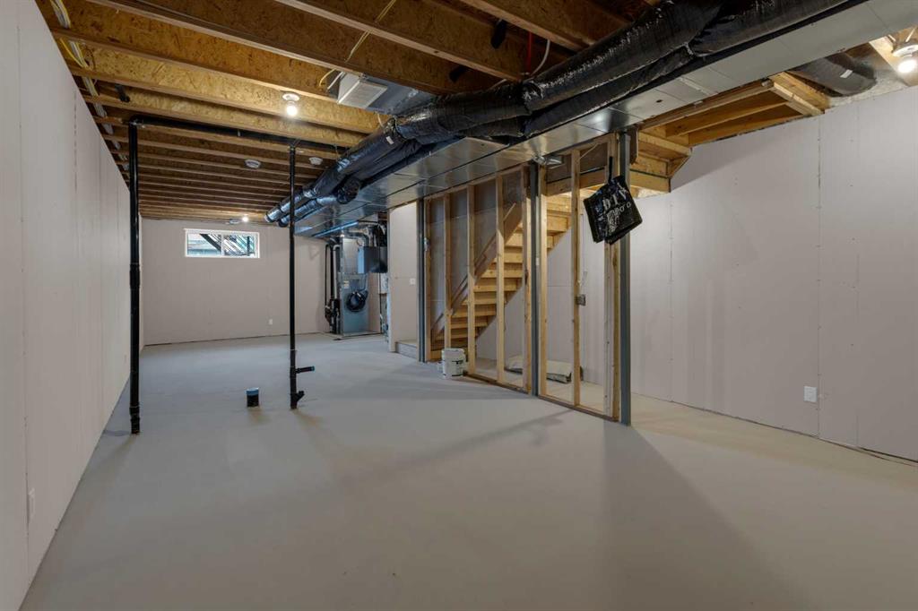 Picture for 2022 Cobblebrook Crescent SW https://www.cirrealty.ca/reb/creb/21/A2265021_31.jpg