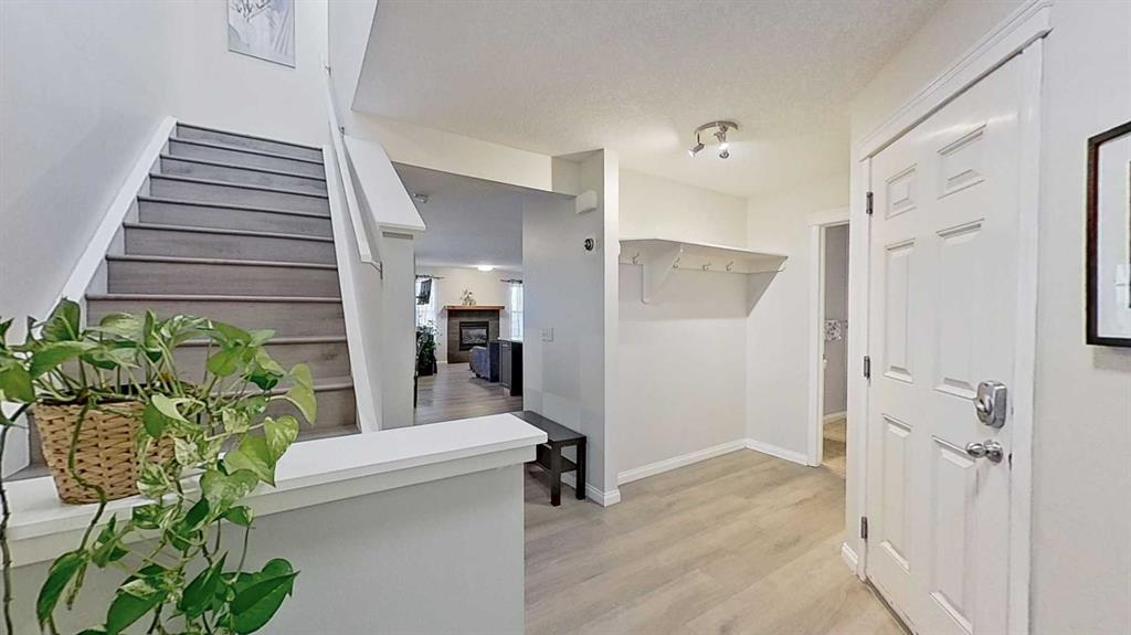 Picture for 728 Carriage Lane Drive 