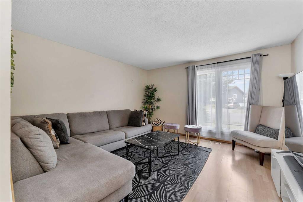 Picture for 40 Temple Place NE