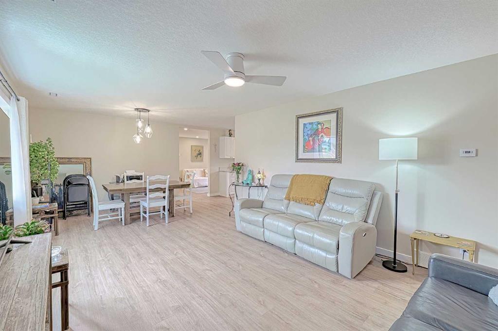 Picture for 77 2 Street SE