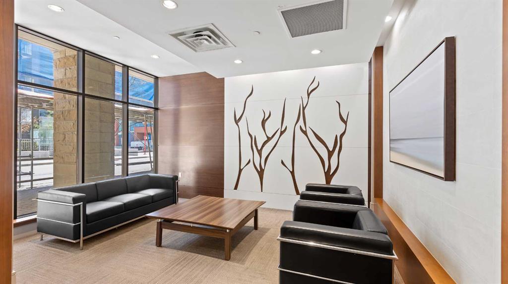 Picture for 319, 222 Riverfront Avenue SW