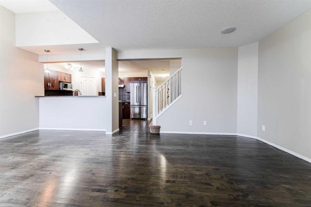 Picture for 20 Bridlecrest Court SW