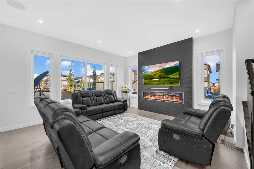 Picture for 134 Corner Meadows Common NE