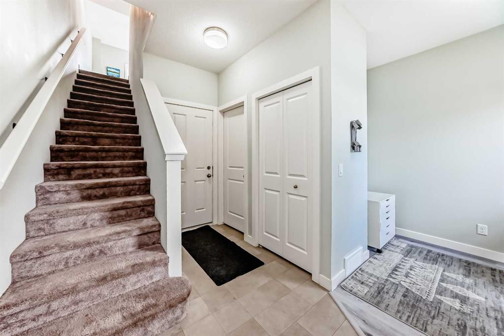 Picture for 2306 Jumping Pound Common 