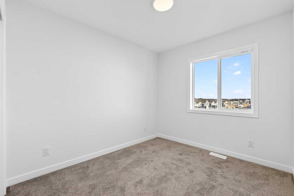 Picture for 611, 132 Red Embers Link NE