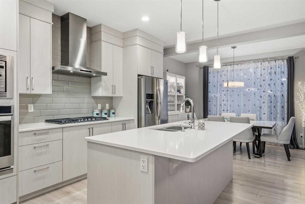 Picture for 43 Seton Rise SE