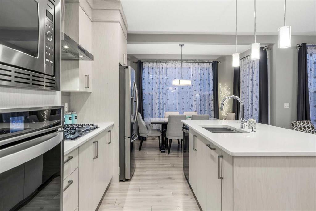 Picture for 43 Seton Rise SE