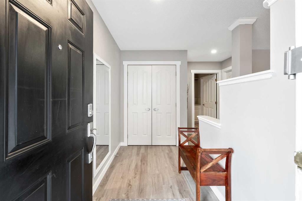 Picture for 9 Hidden Valley Crescent NW