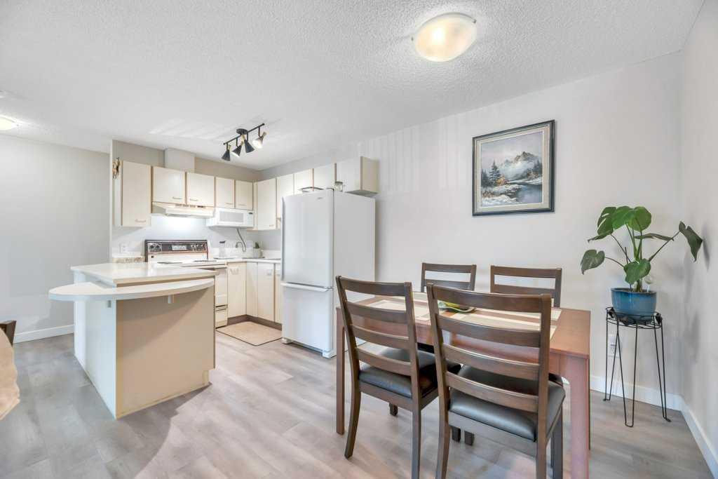 Picture for 12, 3212 Edenwold Heights NW