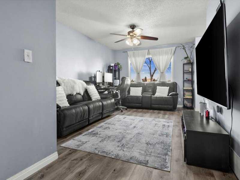 Picture for 37, 6100 4 Avenue NE