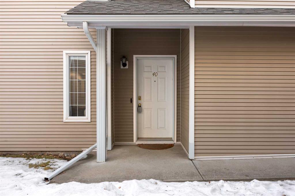 Picture for 40, 914 20 Street SE