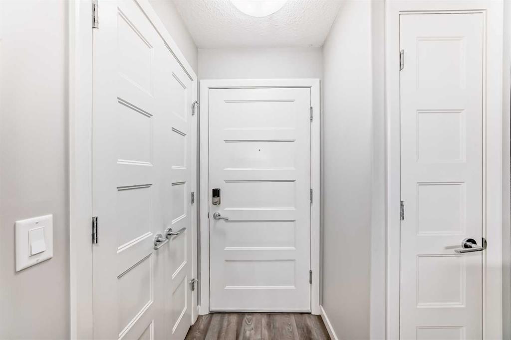 Picture for 1105, 10 Market Boulevard SE