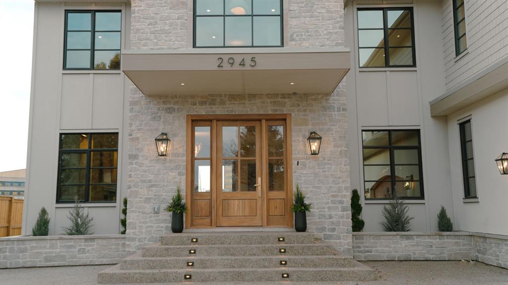 Picture for 2945 Toronto Crescent NW