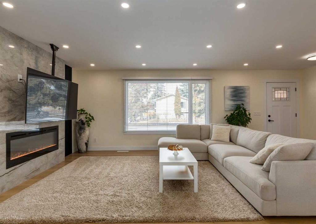 Picture for 5219 Valiant Drive NW