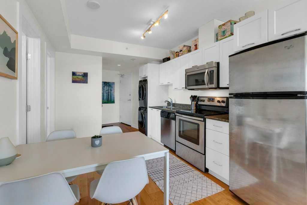 Picture for 507, 3830 Brentwood Road NW