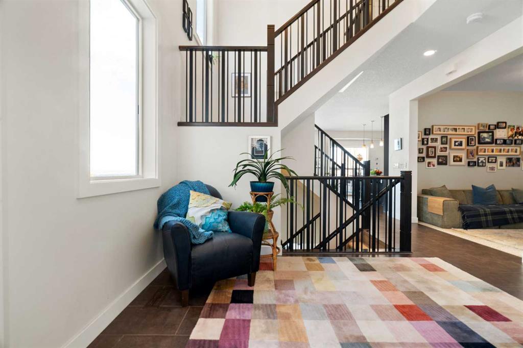 Picture for 61 Cougar Ridge Cove SW