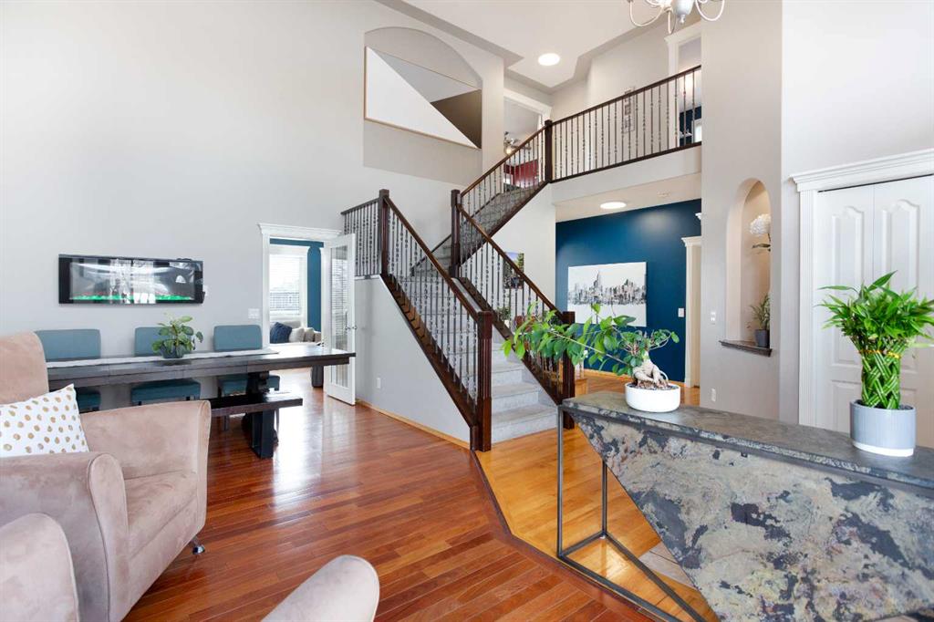 Picture for 161 Panorama Hills View NW