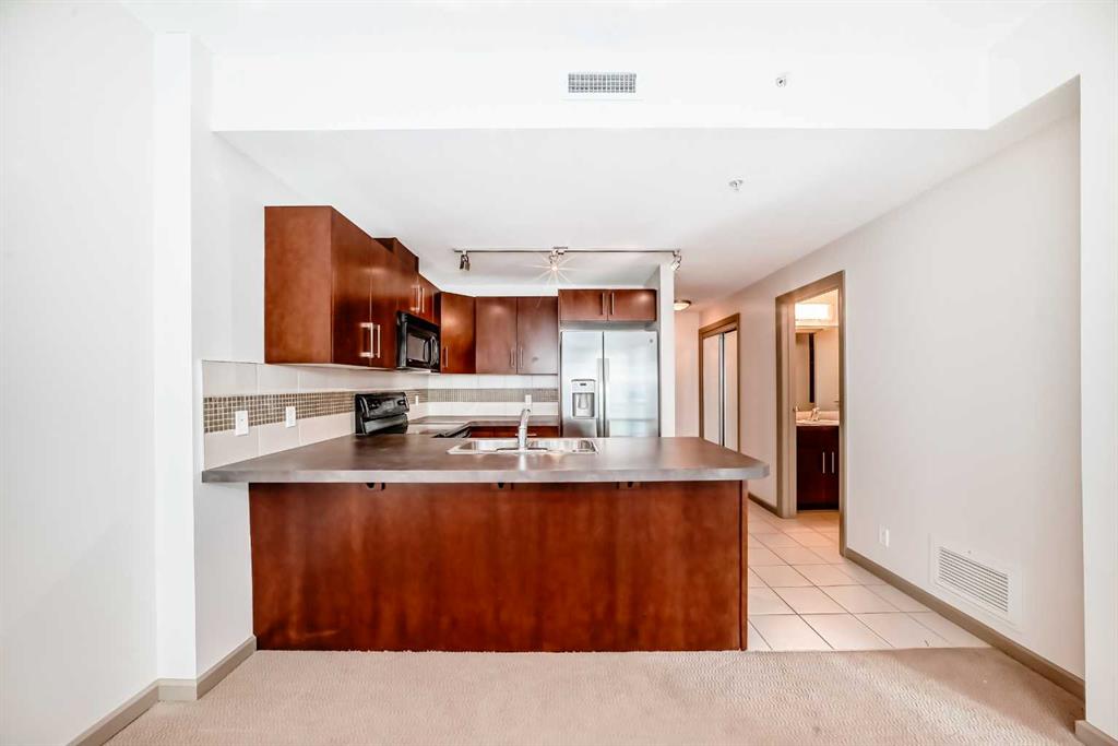 Picture for 502, 210 15 Avenue SE