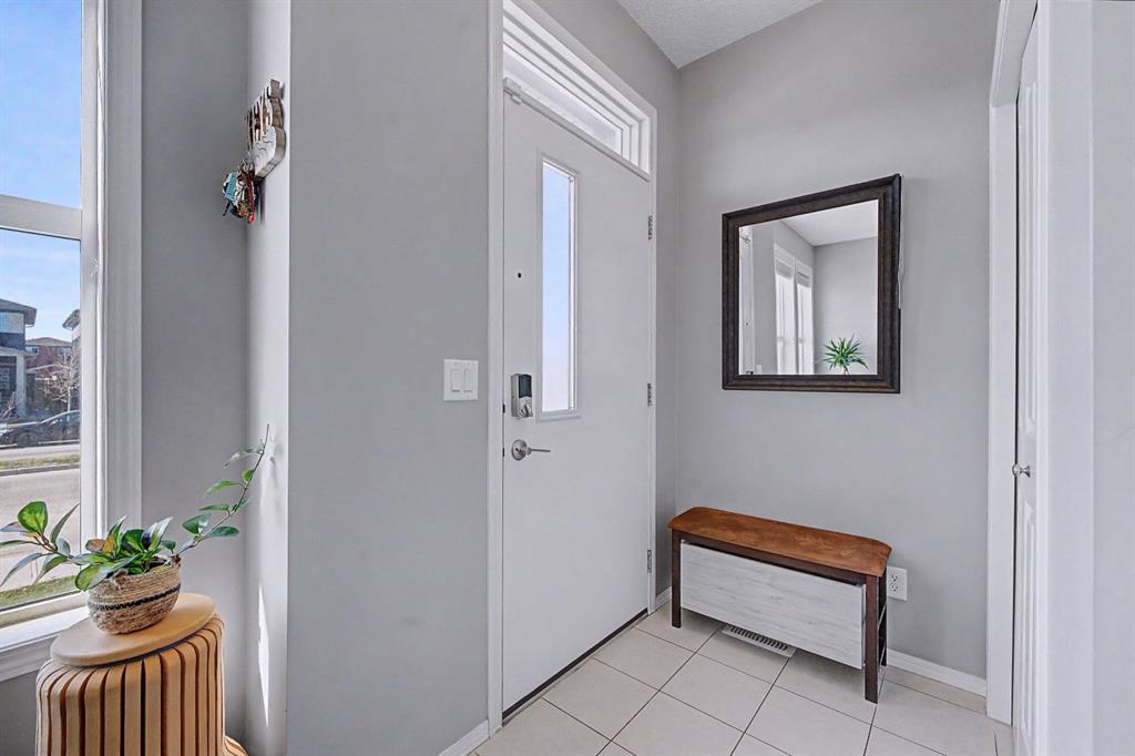 Picture for 186 Cornerstone Avenue NE