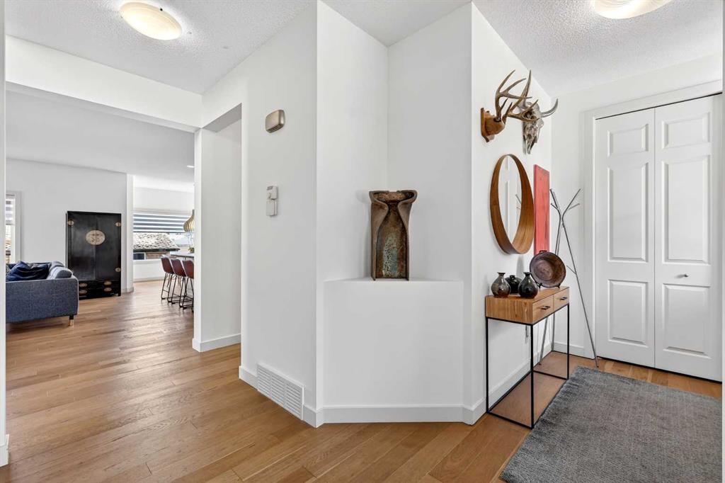 Picture for 4703 Elgin Avenue 