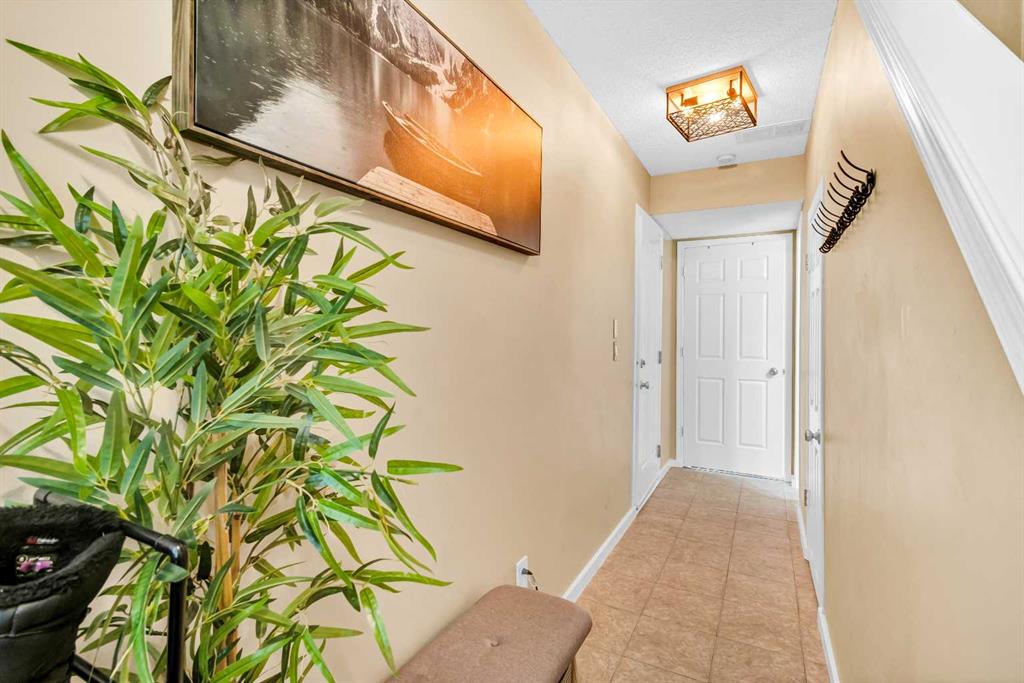 Picture for 3, 200 Hidden Hills Terrace NW