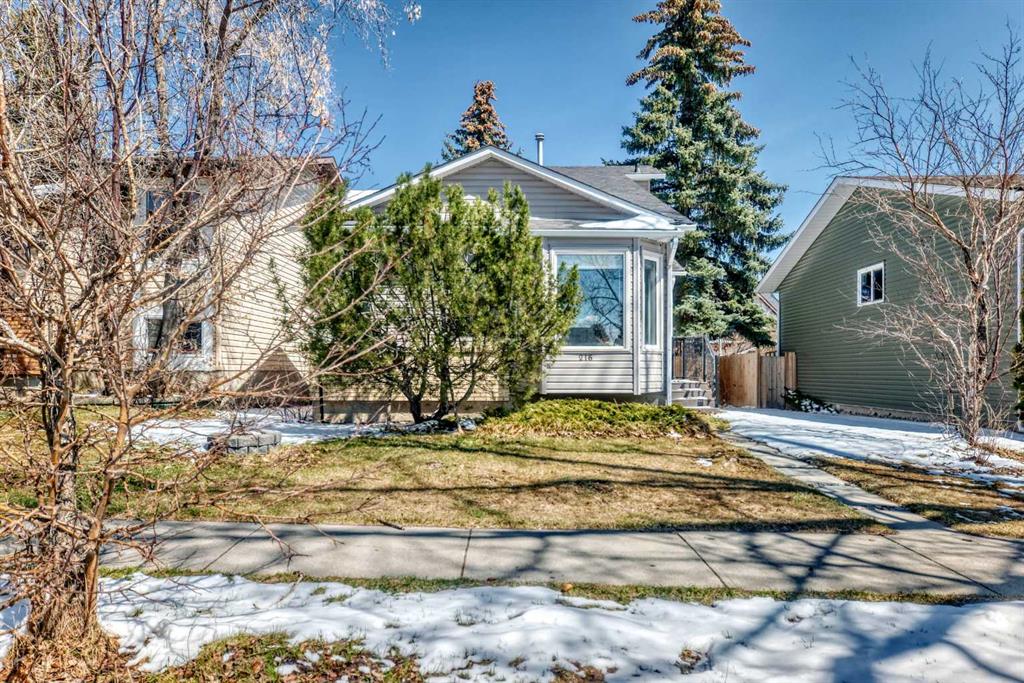 Picture for 216 Hawkwood Boulevard NW