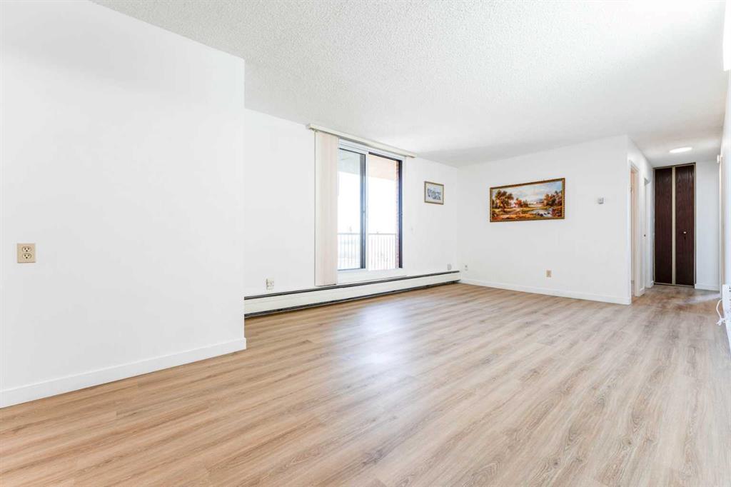 Picture for 802, 4944 Dalton Drive NW