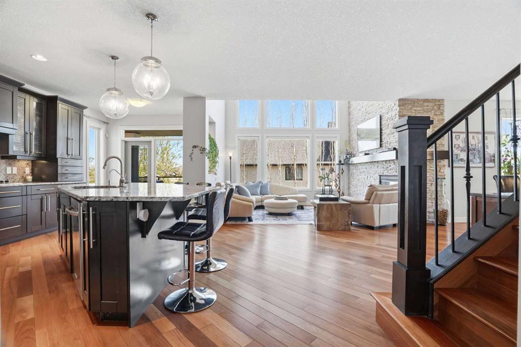 Picture for 135 Cranleigh View SE