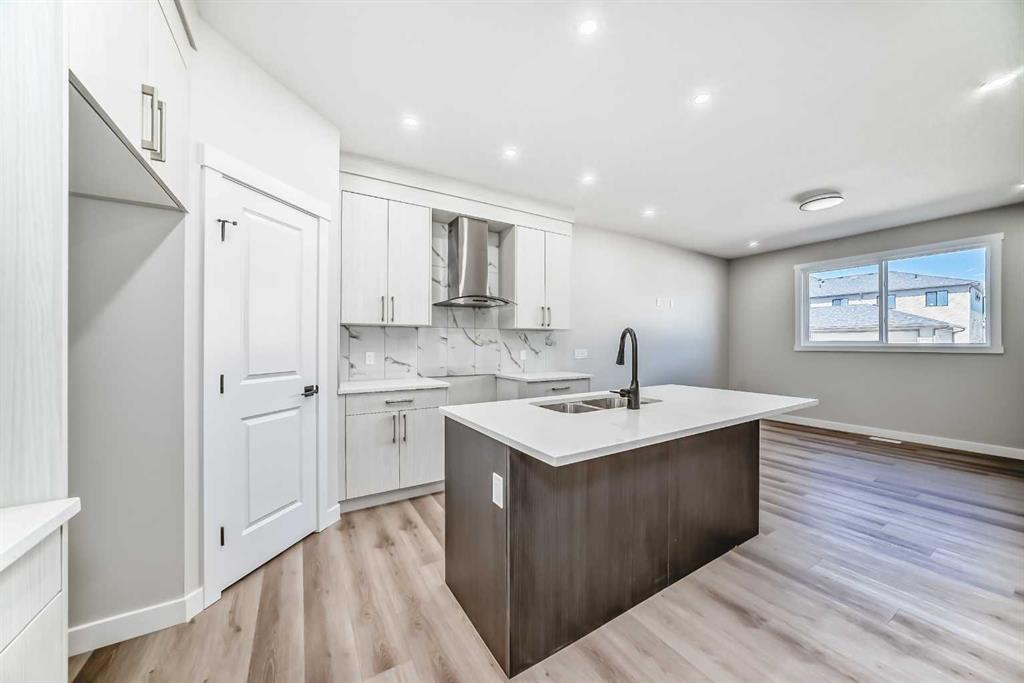 Picture for 112 Belvedere Park SE