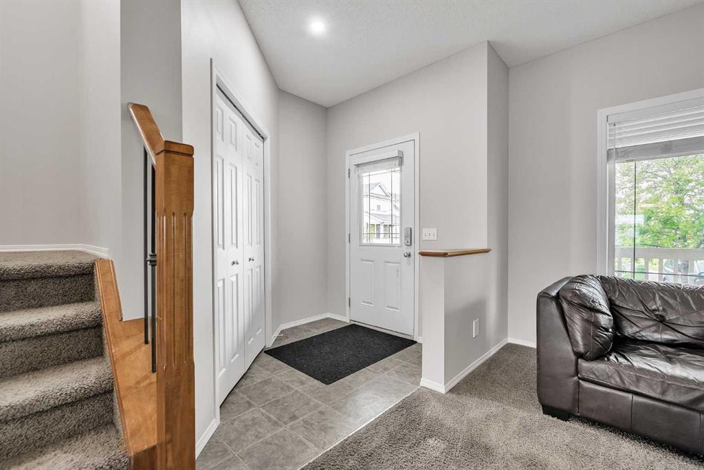 Picture for 242 Copperstone Grove SE