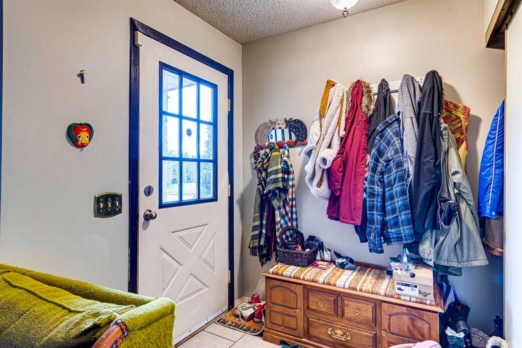 Picture for 864 Queensland Drive SE