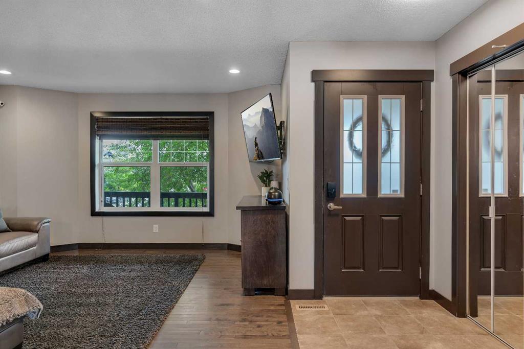 Picture for 91 Panora Square NW