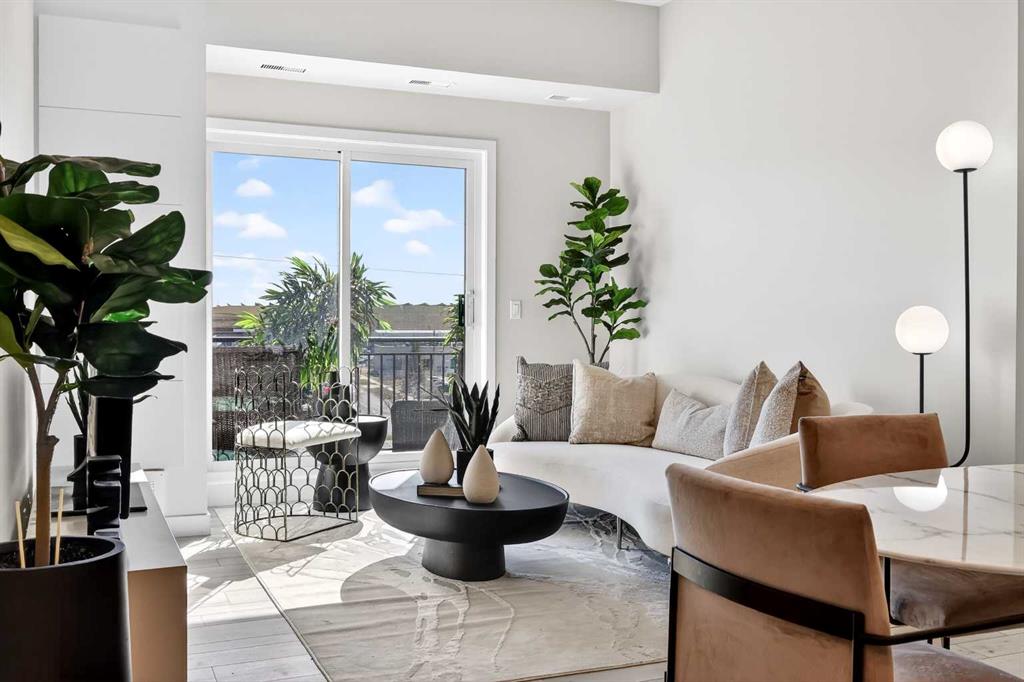 Picture for 408, 255 Les Jardins Park SE