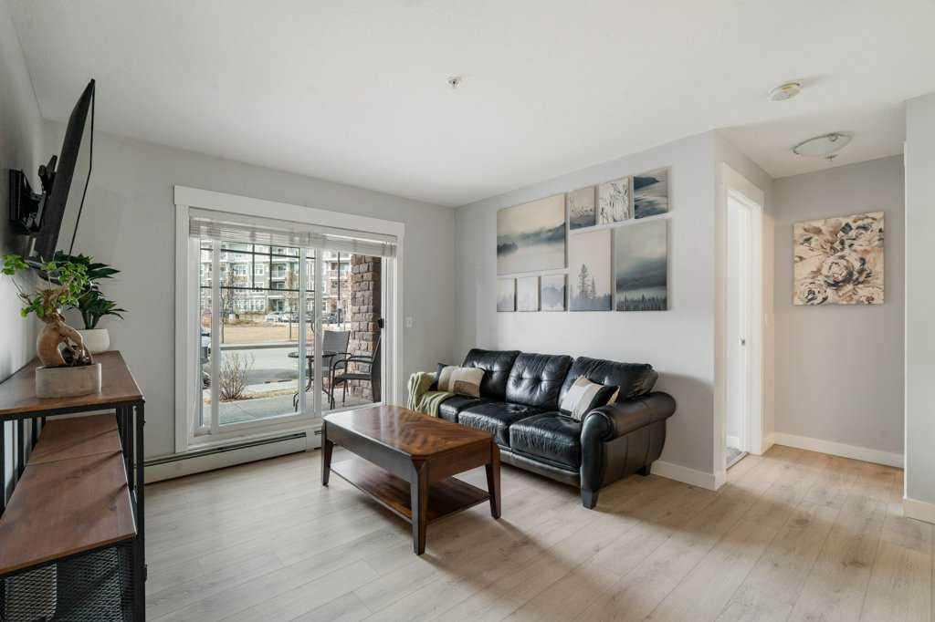 Picture for 1114, 11 Mahogany Row SE