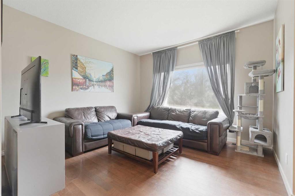 Picture for 58 Evansridge Crescent NW