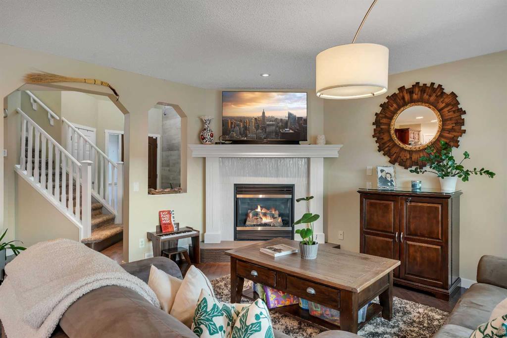 Picture for 28 Cranwell Crescent SE
