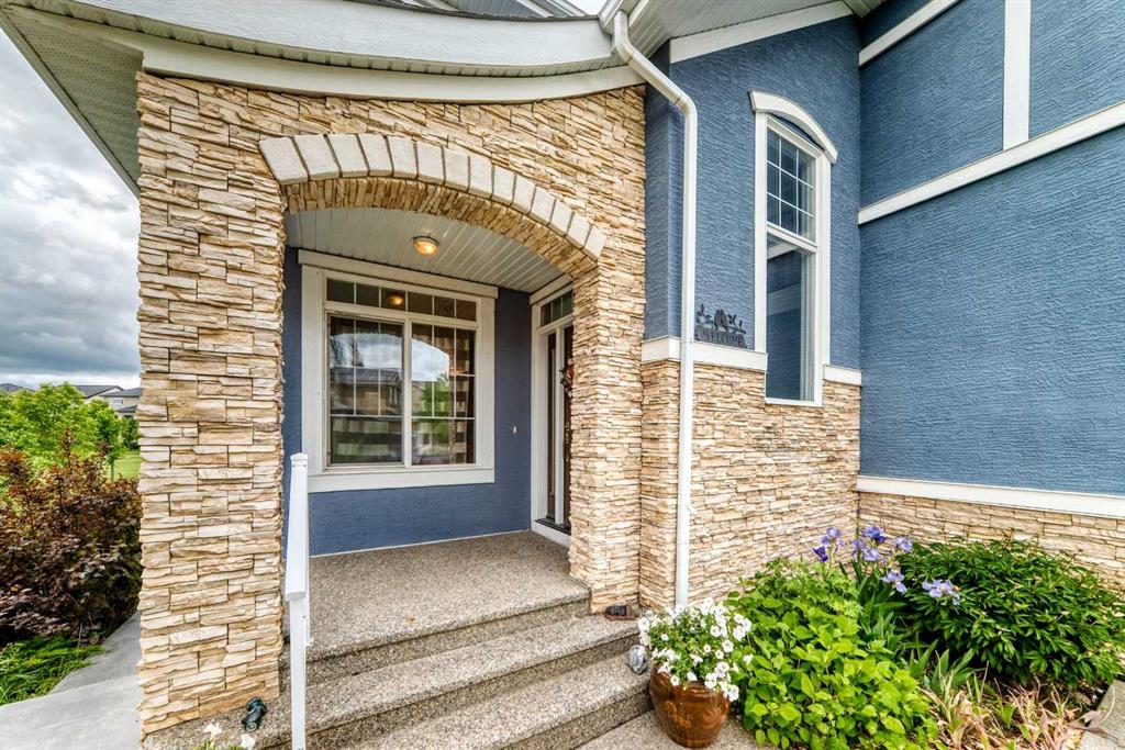 Picture for 136 STONEMERE Close 