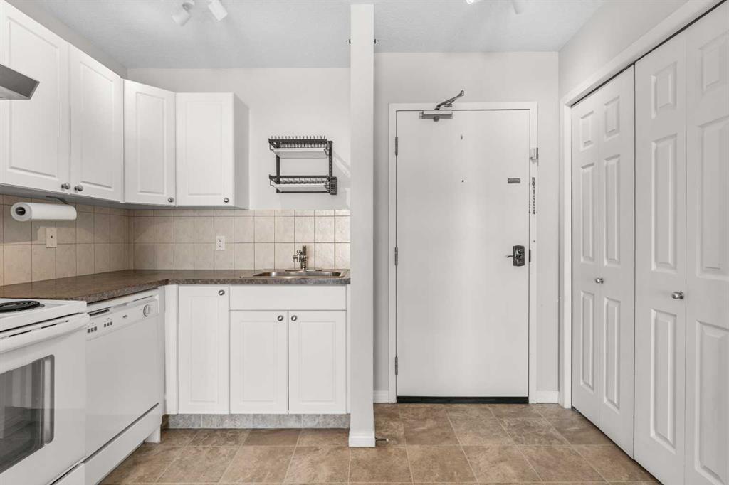 Picture for 308, 1010 Railway Street  https://www.cirrealty.ca/reb/creb/22/A2263022_9.jpg