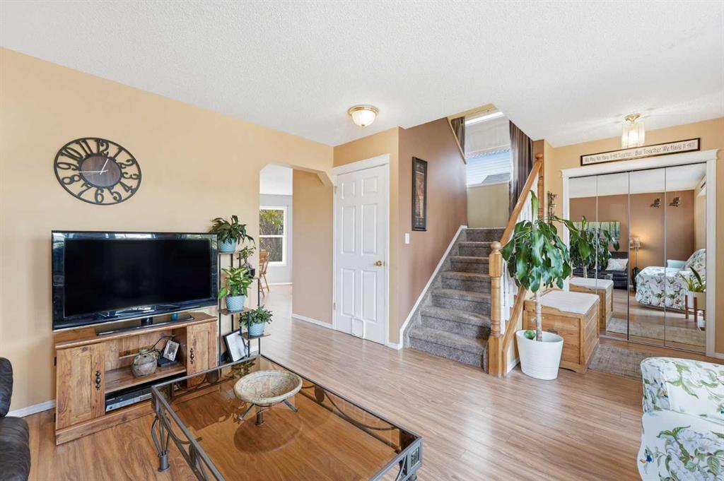 Picture for 48 Tuscany Valley Lane NW