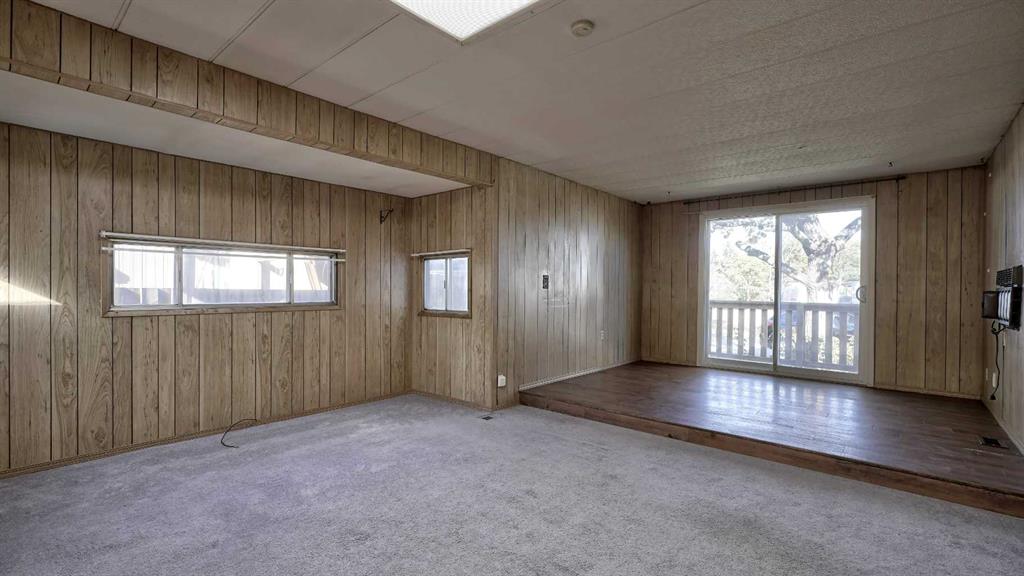 Picture for 90, 83 3223 Street NW