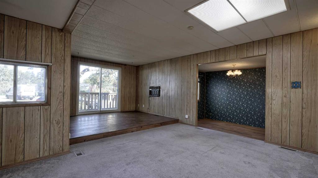 Picture for 90, 83 3223 Street NW